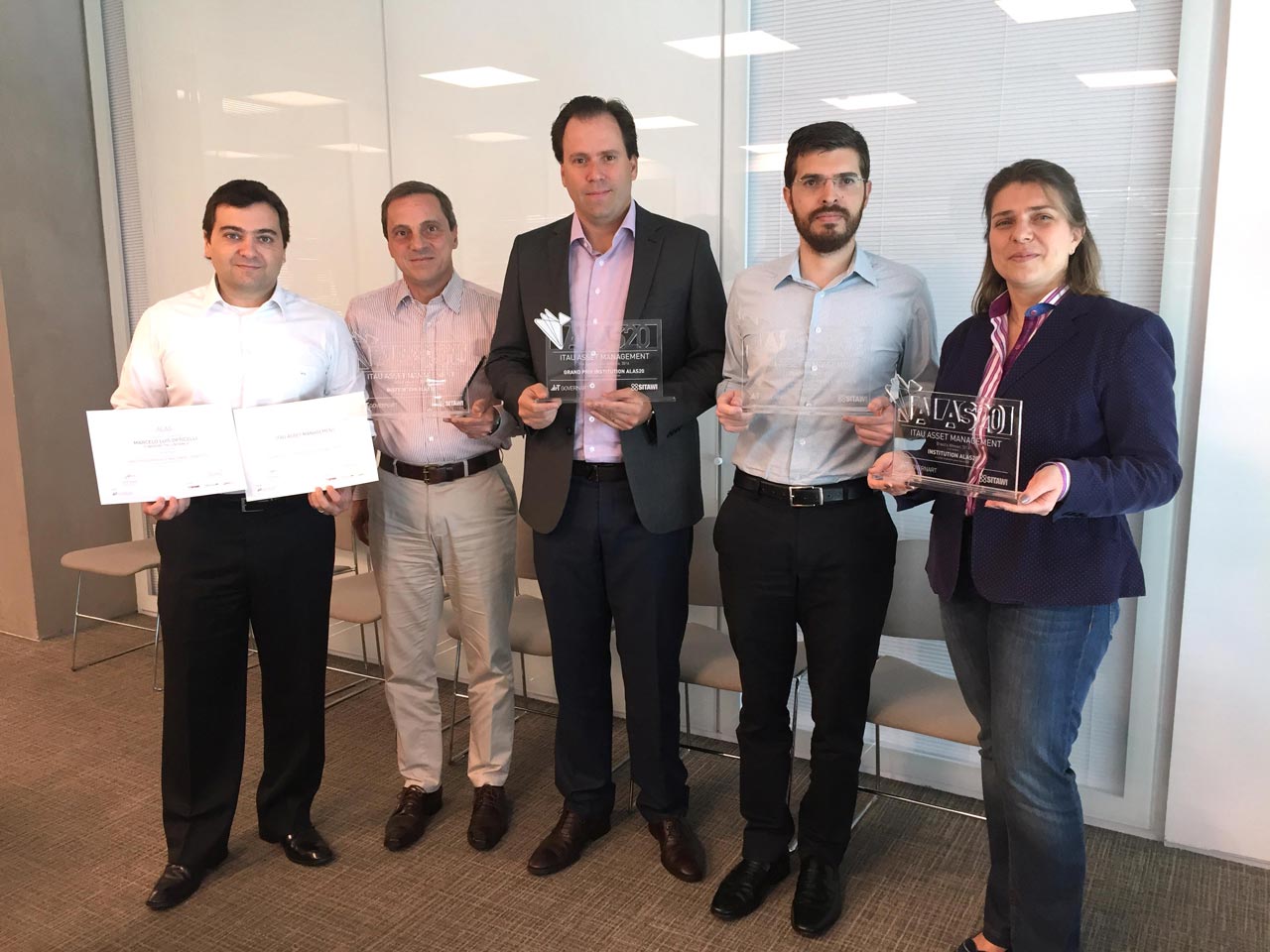 ITAÚ ASSET MANAGEMENT Brasil Ganador Grand Prix ALAS20 2016